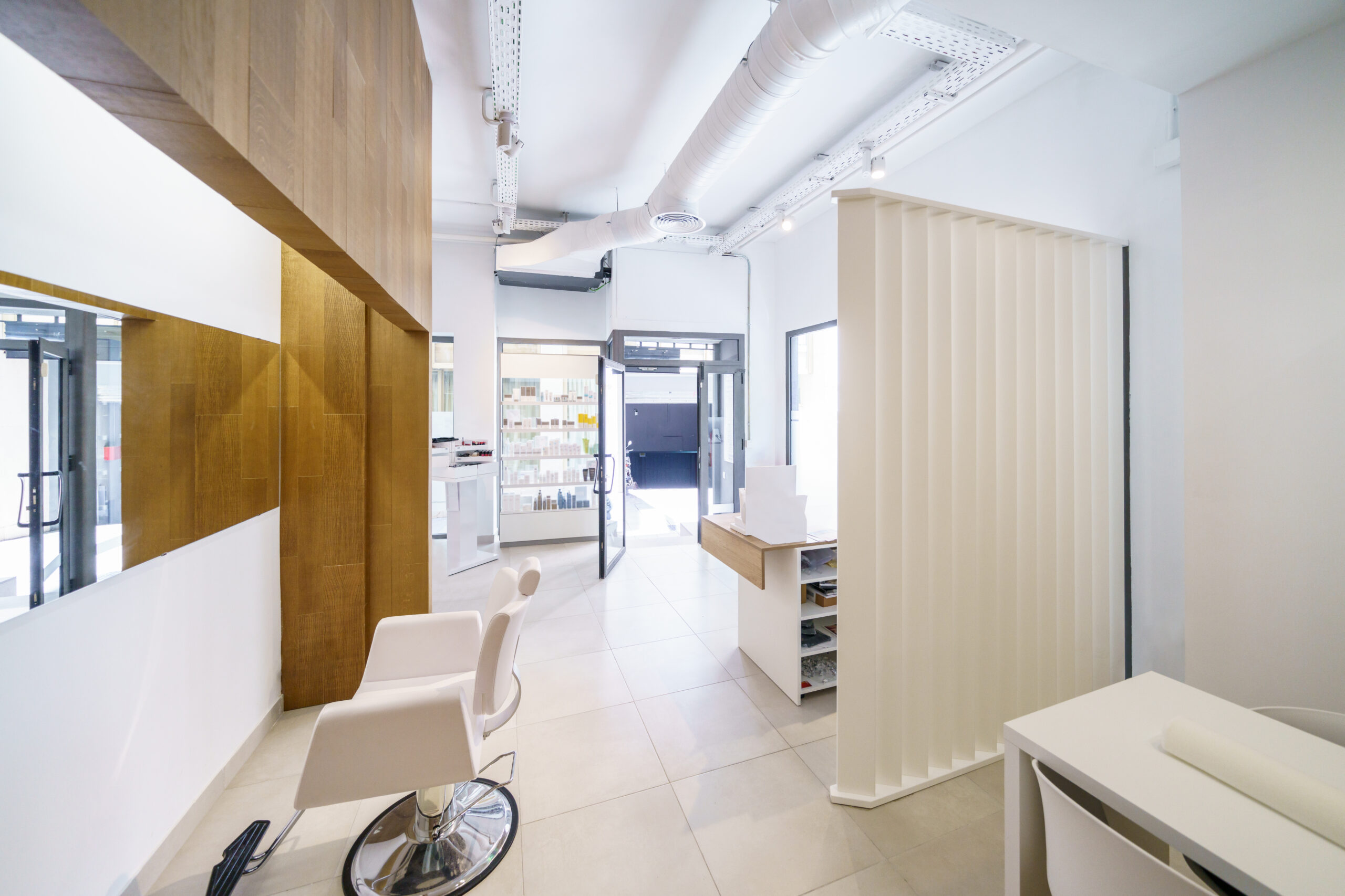 Cosmetic centre
